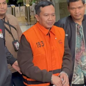 Dokumentasi Moch Mahrus Di Tahan KPK Sebagai Tersangka (Dok: Istimewa)