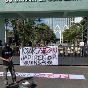 Aksi demostrasi Mahasiswa UINSA Surabaya (Dok: Narasi zone)